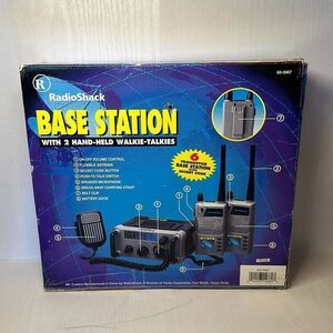 Radio Shack Base Station With 2 Hand Held Walkie Talkies 60-3067 Kids Toy